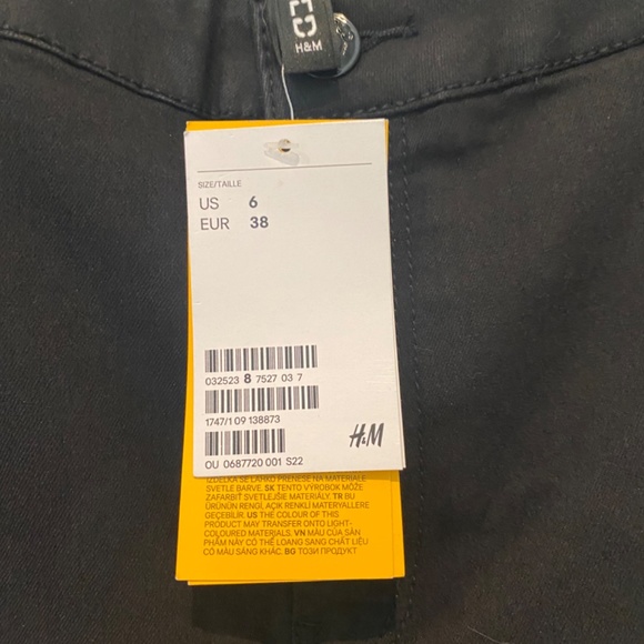 Black and Gold Jeggings - Picture 2 of 2